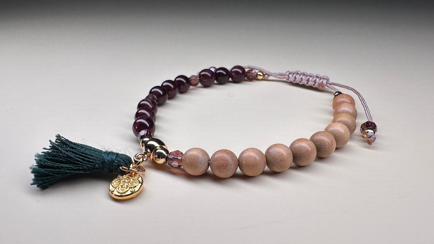 Armband Granat Sandalwood